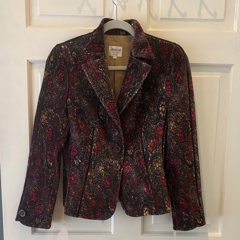 Giorgio Armani Women's Red and Black Patterned Blazer